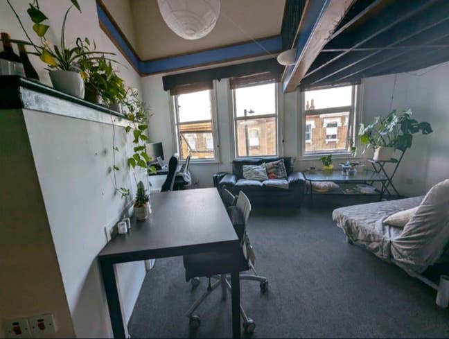 Bright Ensuite Double Room in Kilburn Main Photo