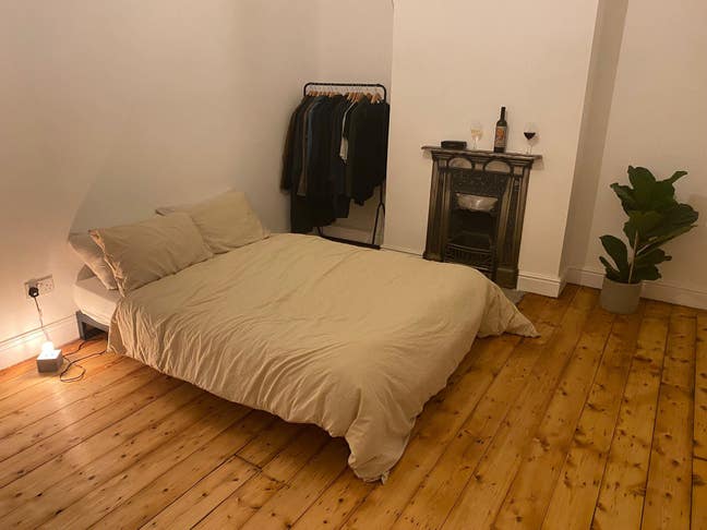 1.5 rooms in terraced house near Lark Lane Main Photo