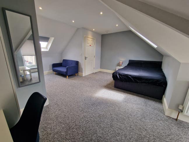 High Standard Stunning Rooms @ Granville Street Main Photo