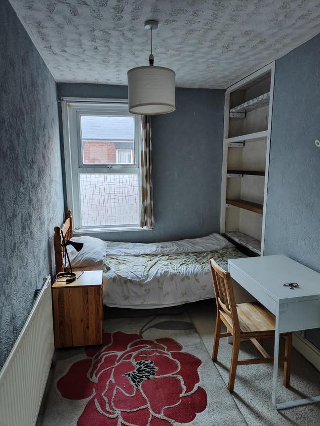 Single Room  Close to City Center/ Quay  Main Photo