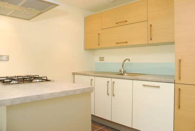 🌅Mile End/Qmul 2Bed for Max 3 Ppl -Incl Bills Main Photo
