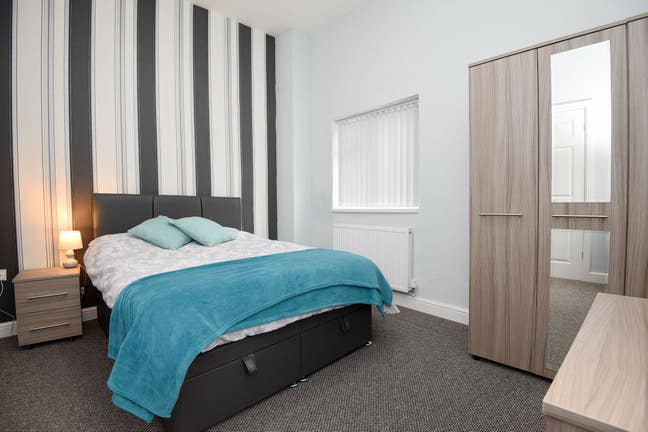 Double En suite- Modern Spacious Houseshare 🏡 Main Photo