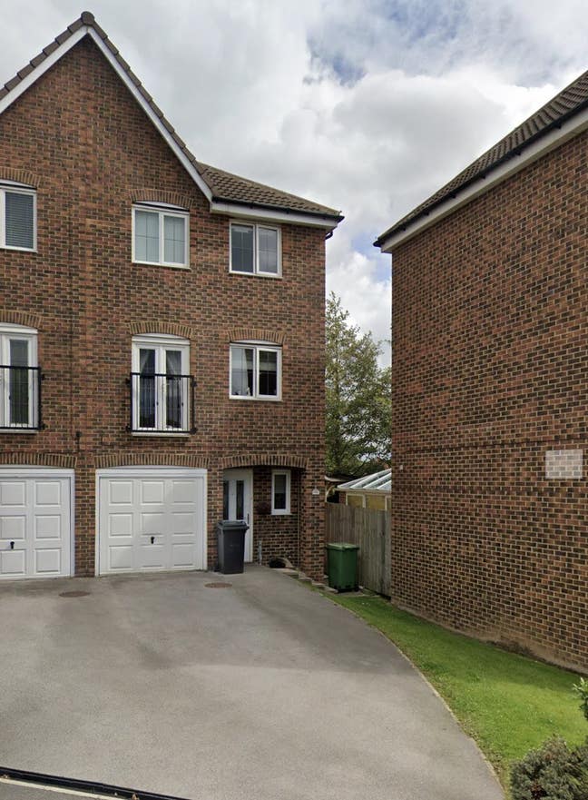 Double Bedroom in New Forest Village, Leeds Main Photo
