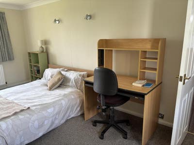 Large double room  Main Photo