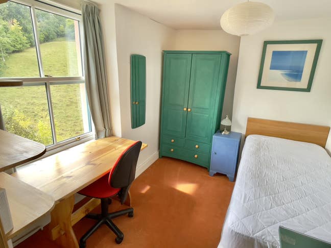  Single Room, Horsley, GL6 Main Photo