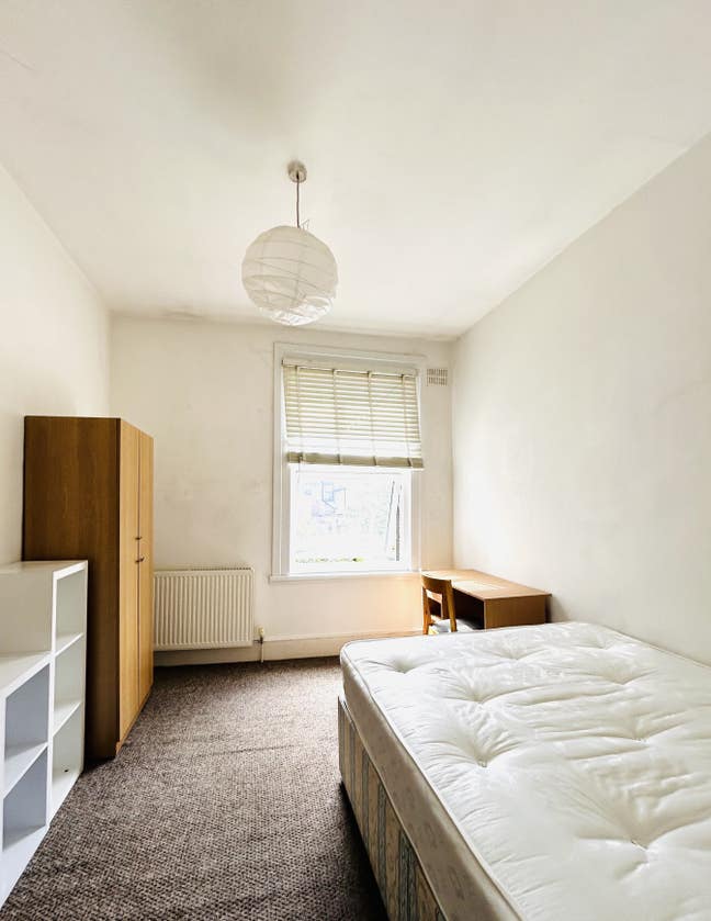 Bright Spacious Double Room In Harringey   Main Photo