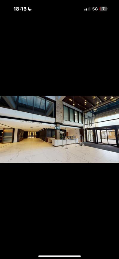 2 Bedroom Corner Apartment Elizabeth Tower Main Photo