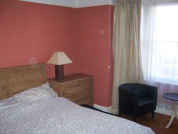 Lovely room to rent Main Photo