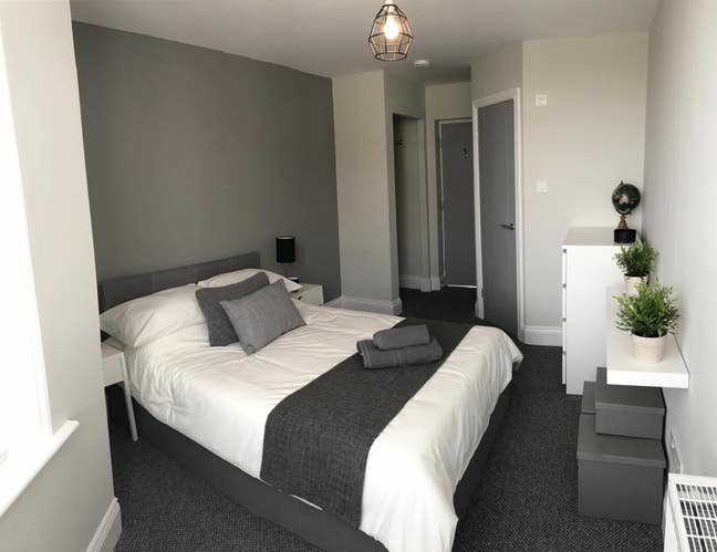 Mordern Double En Suite Room in Fenham  Main Photo