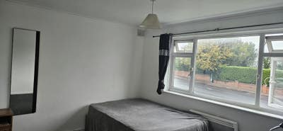 Flat for rent Main Photo