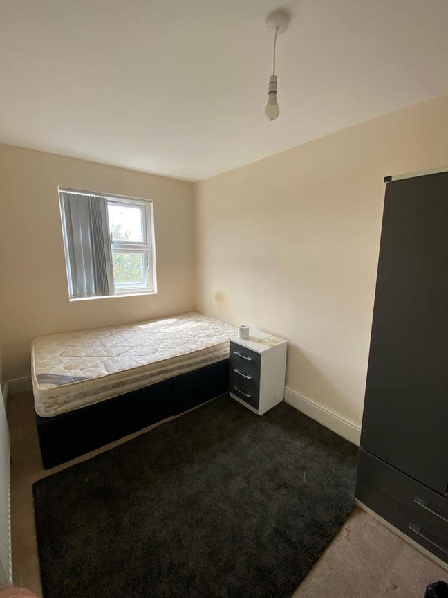 UC, PIP, ESA - 6 Bed, 2 Bath - House  Main Photo