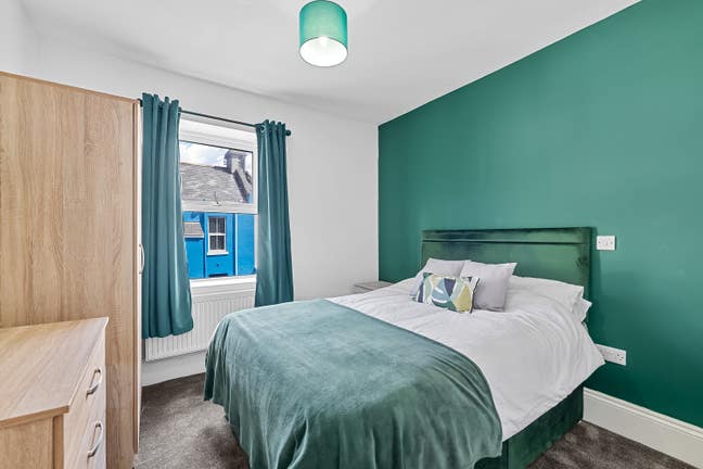 Gorgeous Grand Parade - Ensuite Room By The Sea!  Main Photo
