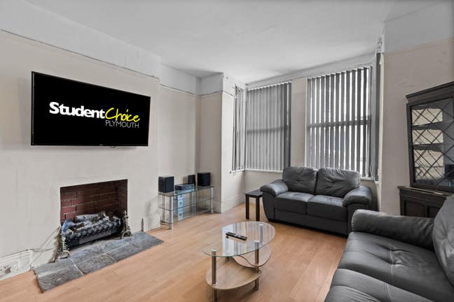 48 Glen Park Avenue *working professionals*  Main Photo