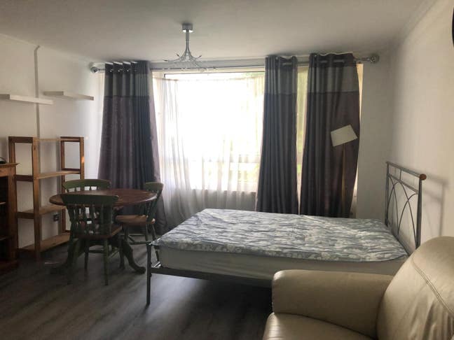 **Double Room**Manny Shinwell**Fulham**inc Bills Main Photo
