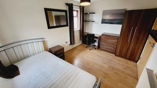 Double Room Stratford – All Bills Included | £800 Main Photo