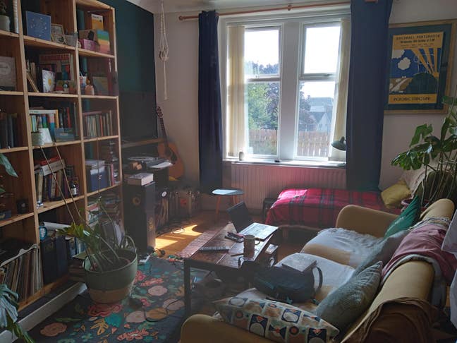 Double Room in Professional quiet tidy house Main Photo