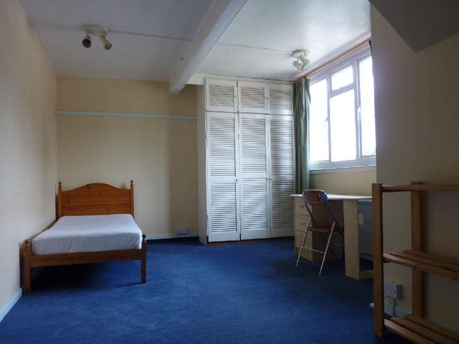 Rooms Renting for Students only Main Photo