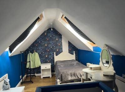 Single Open Plan Attic Room Main Photo