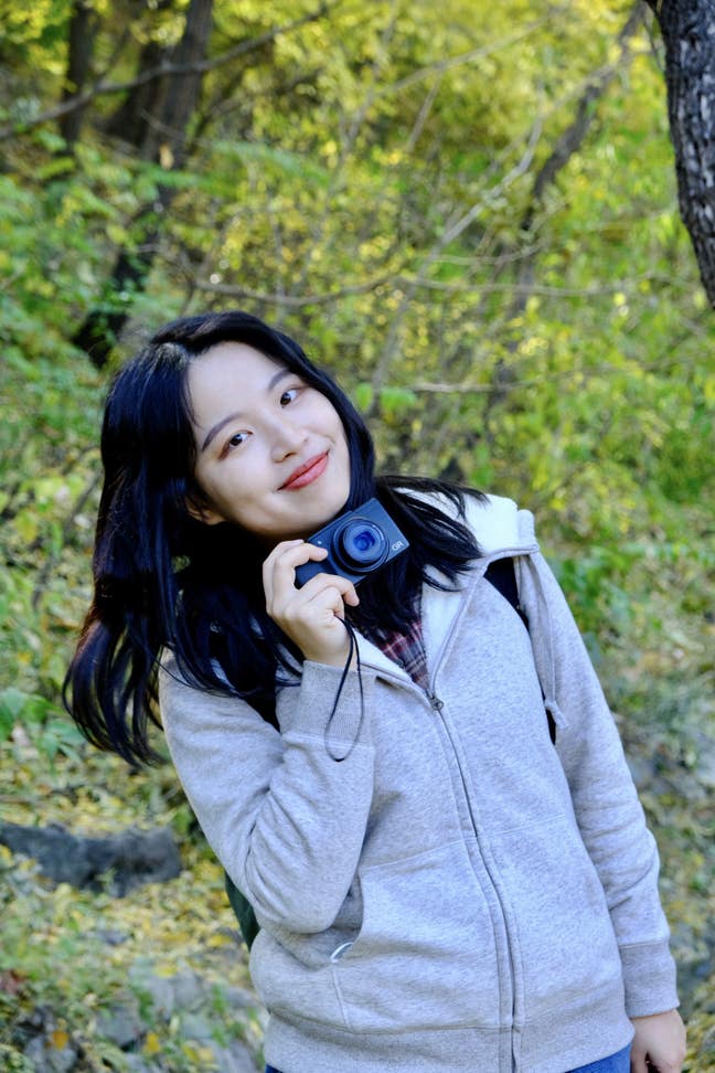Professional Female seeks a shared flat Main Photo