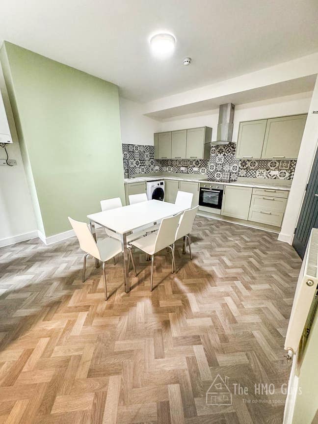 Brand New Luxury House Share! Central Wigan Main Photo