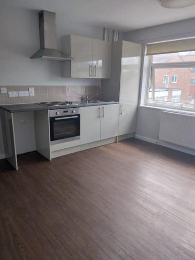 One Bedroom unfurnished Flat Main Photo