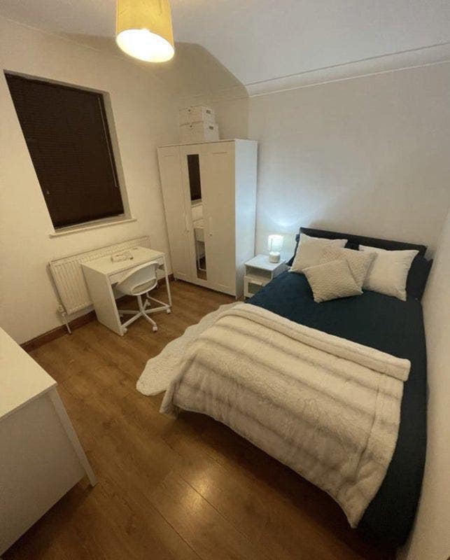 30AA: Premium Rooms In Vibrant Location Main Photo