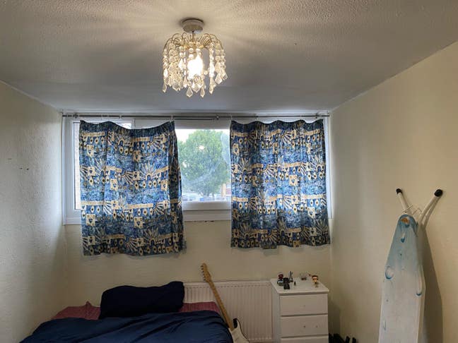 Spacious Double room including all bills Main Photo
