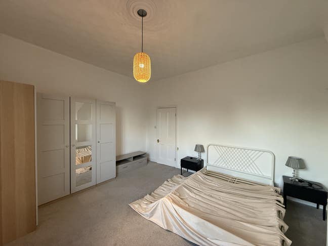 Large room in Denton Main Photo