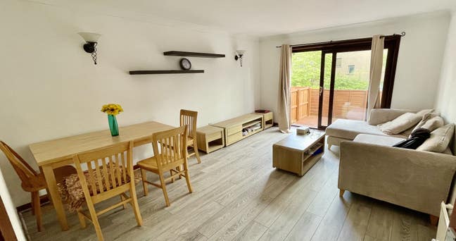 2-Bedroom Terraced House for Rent – DD1  Dundee Main Photo