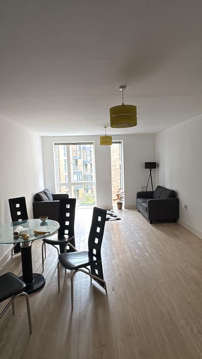 En-suite Room in City Center  Main Photo
