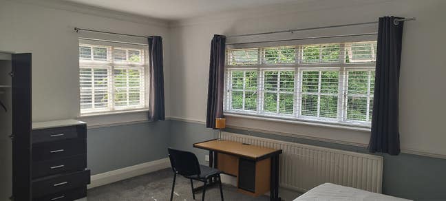 Spacious room - 700 PCM Main Photo