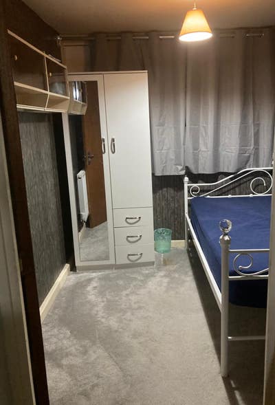 Furnished Good sized Single room to rent Main Photo