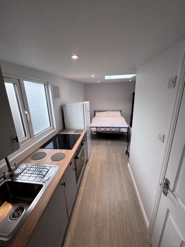 Studio Available - Fully equipped  Main Photo