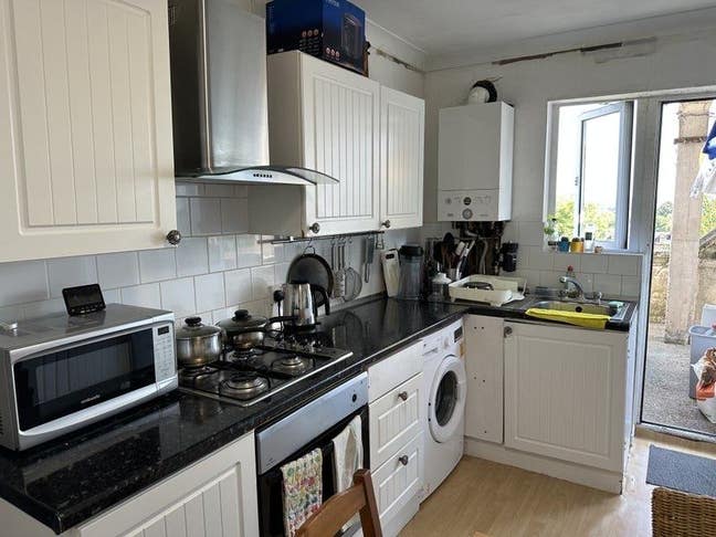Double Room - by the station  Main Photo
