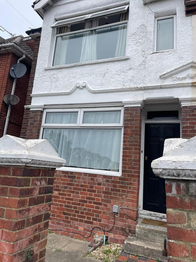 Large clean bedroom in Southampton Main Photo
