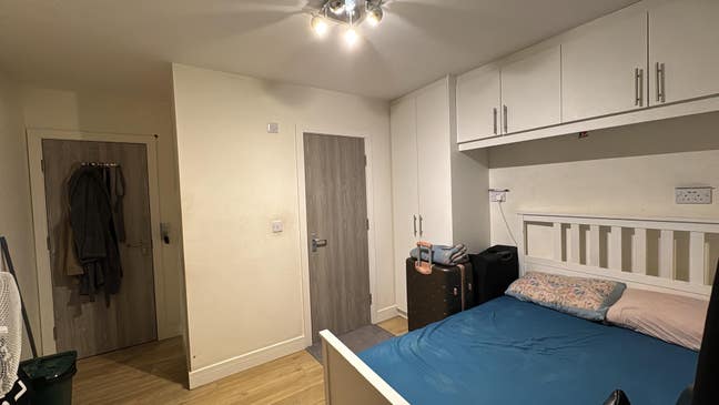 New En-suite Double Room To Let Main Photo