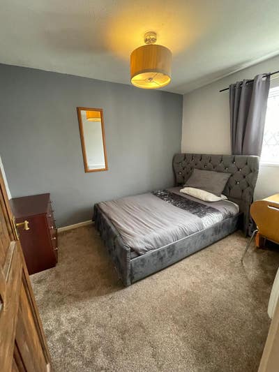 Double bedroom near Birmingham airport/NEC Main Photo