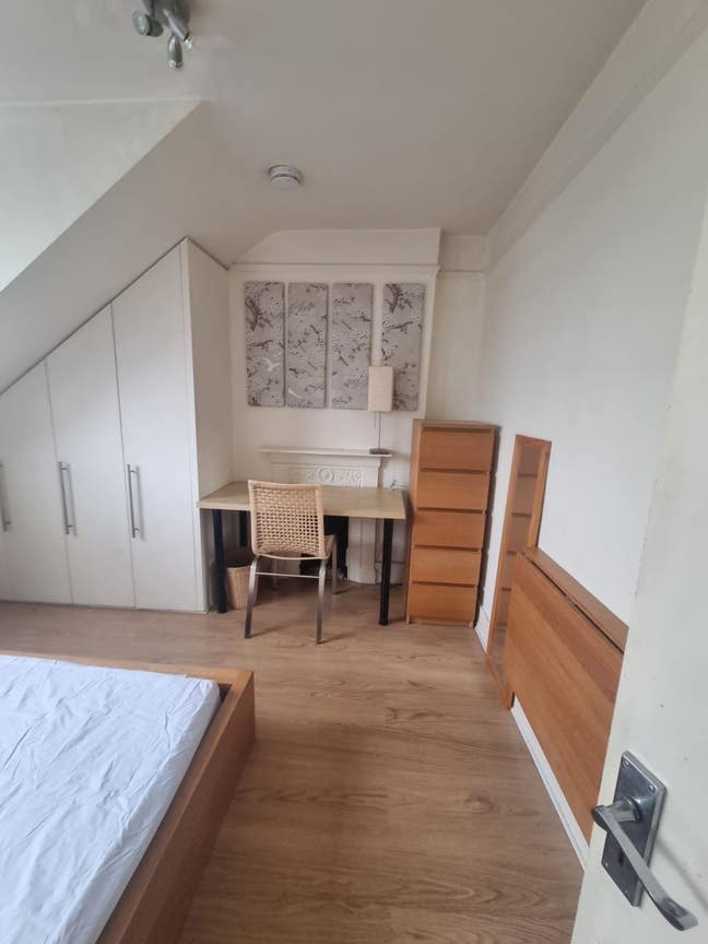 Double Room - Fully Furnished  Main Photo