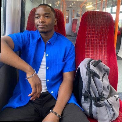 Young male student looking for a room Main Photo