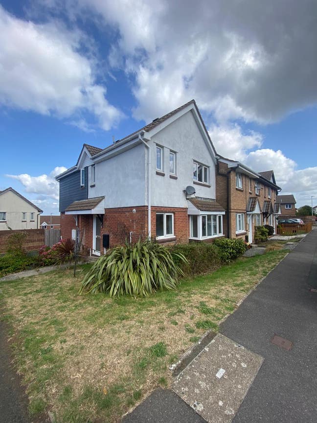 Spacious 2-Bedroom House, Quiet Cul-de-Sac ✨ Main Photo