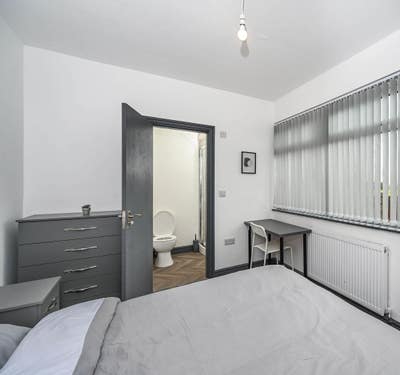 Rooms to rent Medway Walk WN5  Main Photo