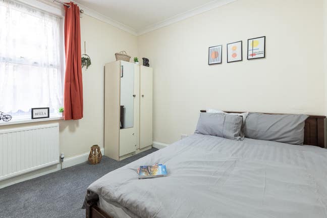 🏠New Large Dbl Rooms + Regular Cleaner Inc Main Photo