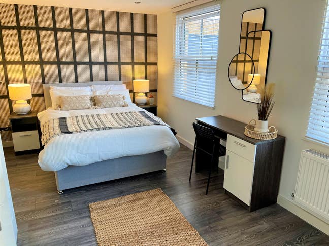 🛏️ En-suite Room Available – Priestgate, PE1 Main Photo