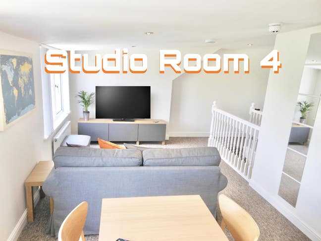 Studio rooms with your own private living room.  Main Photo