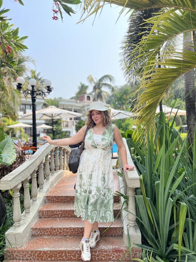 Hello! I’m Ayda, a medical professional mov... Main Photo