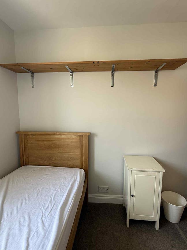 Single room in Kingston, for uni students!  Main Photo