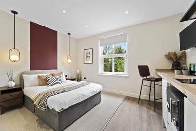 Beautiful Studio close to Hospital! Main Photo