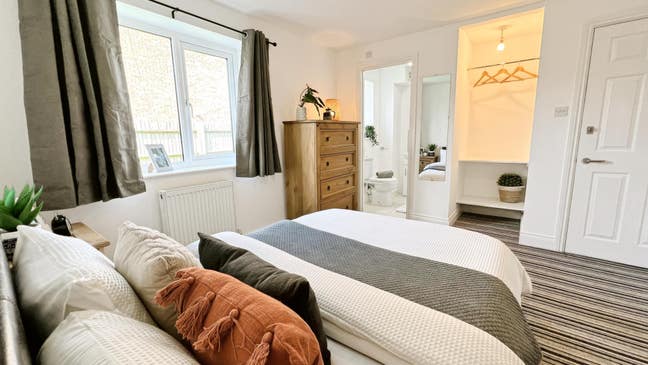 Double Ensuite | Close to Whh | Deposit Free Main Photo