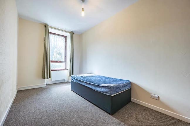 Big single bedroom - short term rental  Main Photo