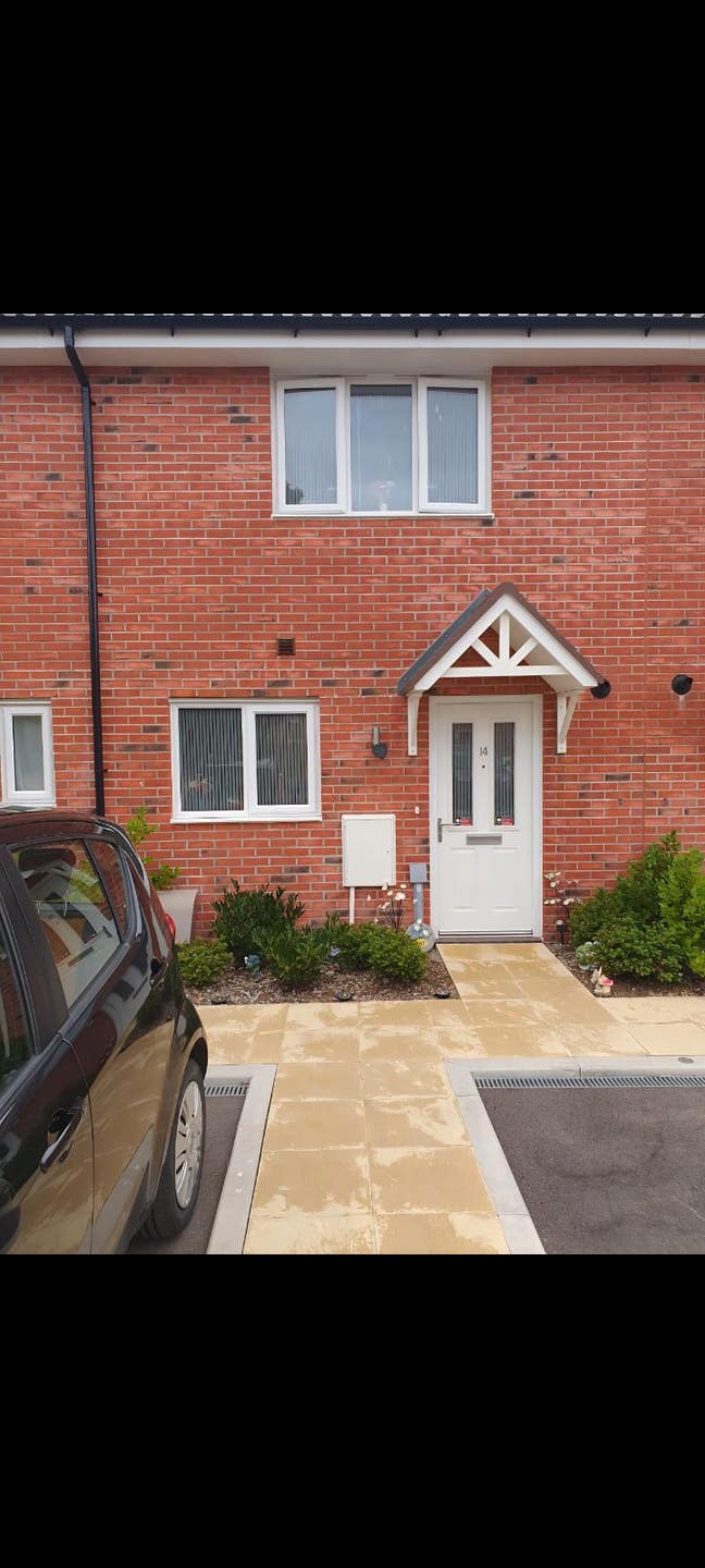 Double furnished room to let,in a 2 bed house  Main Photo